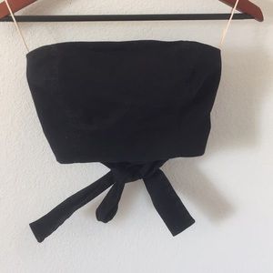 WILFRED black crop top. Can tie in front or back